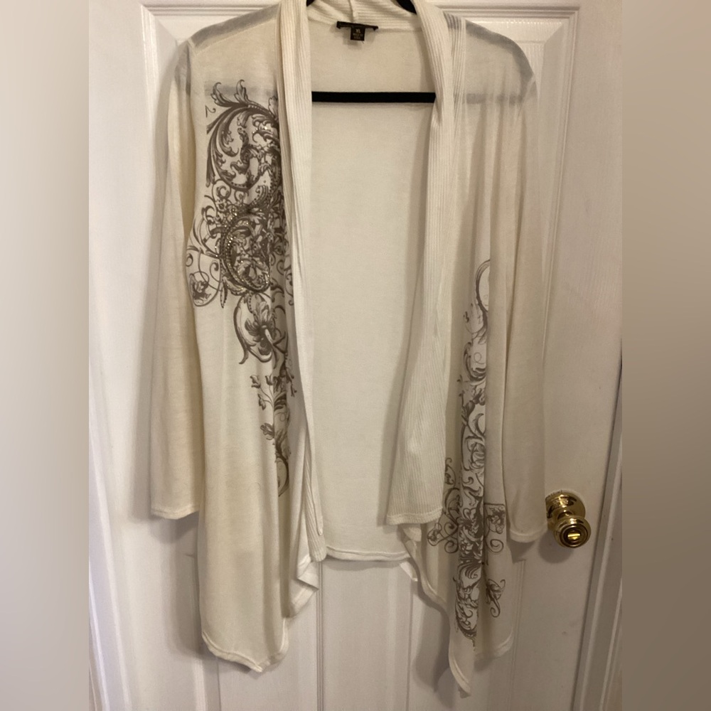 Elegant Cream and Brown Open-Front Sweater